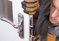fabbro apertura porta